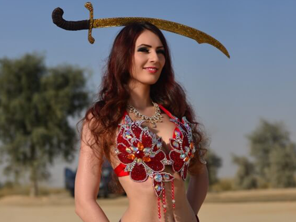 eve-bellydancer