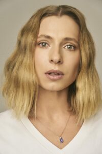 Trix Vivier Female Actress