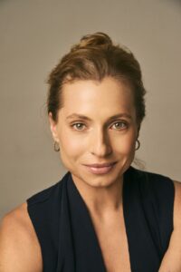 Trix Vivier Female Actress